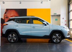 Автомобили "Москвич" появились в Санкт-Петербурге