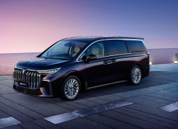 Роскошный минивэн Voyah Dream официально появится в России