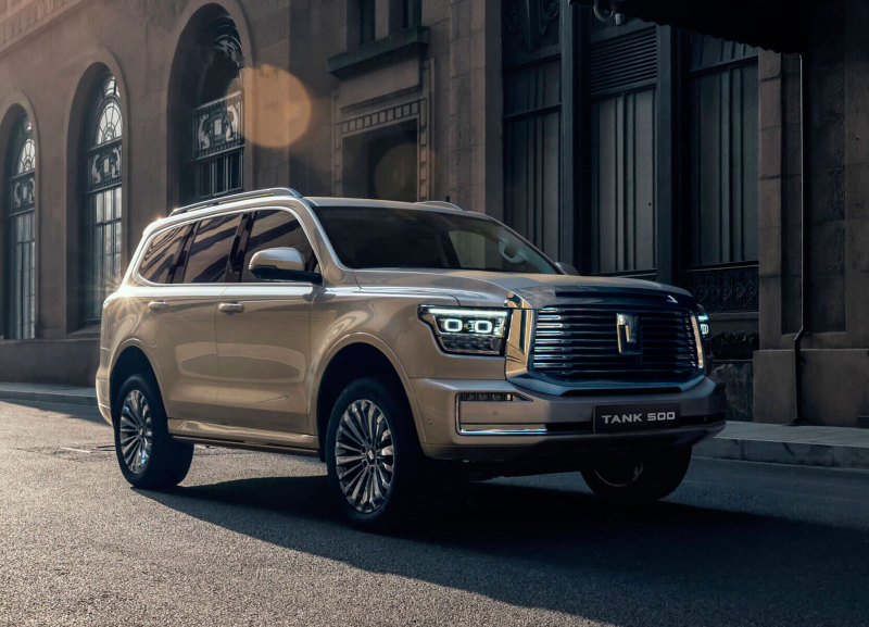 Внедорожник Tank 500 официально появится в России по цене от 5 млн.руб.