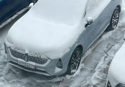 Китайский кроссовер Wey Coffee 01 заметили в России