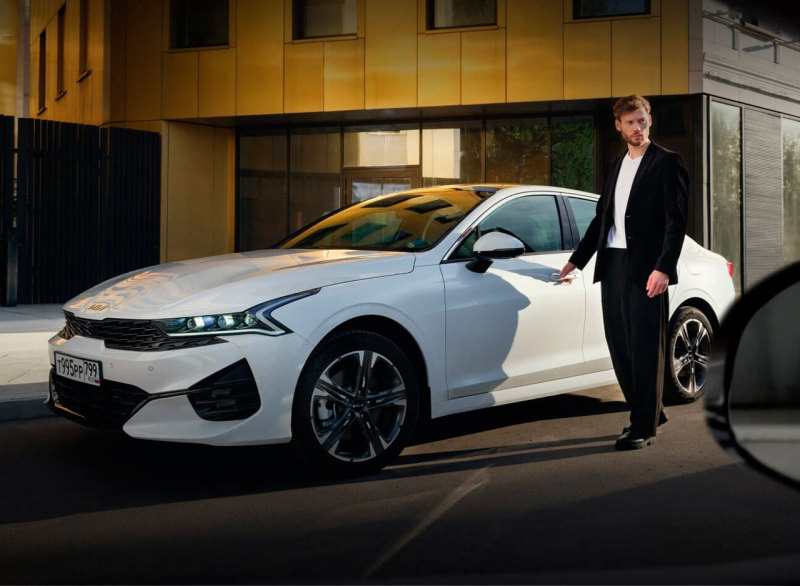 Большая партия новых автомобилей Kia поступила российским дилерам