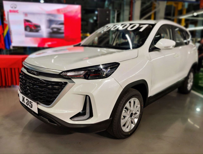 Новые китайские модели BAIC X35 и U5 plus начали собирать в Калининграде
