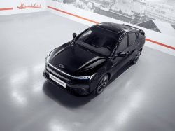 "Москвич 6" показали на официальных фото