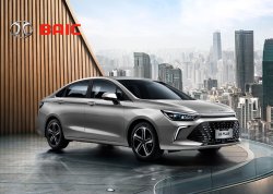 Седан BAIC U5 Plus: в России от 1.700.000 руб.