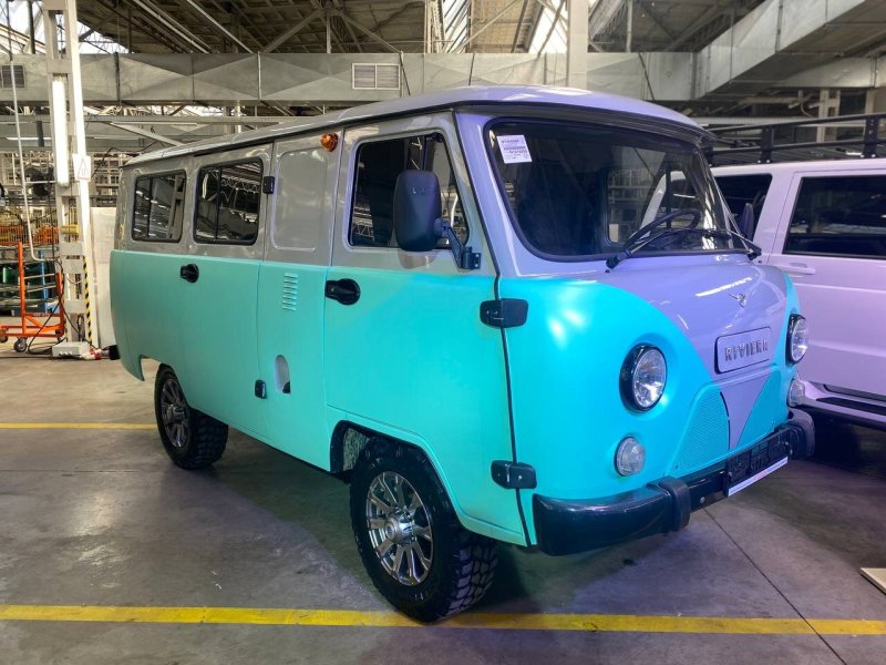 Новый "УАЗ Ривьера" показан публике