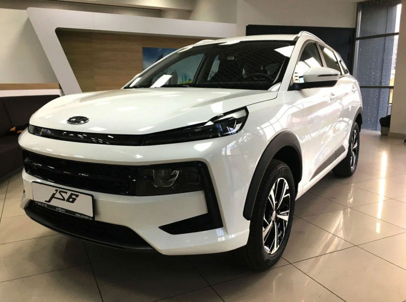 Кроссовер JAC JS6 появился у официальных дилеров в России