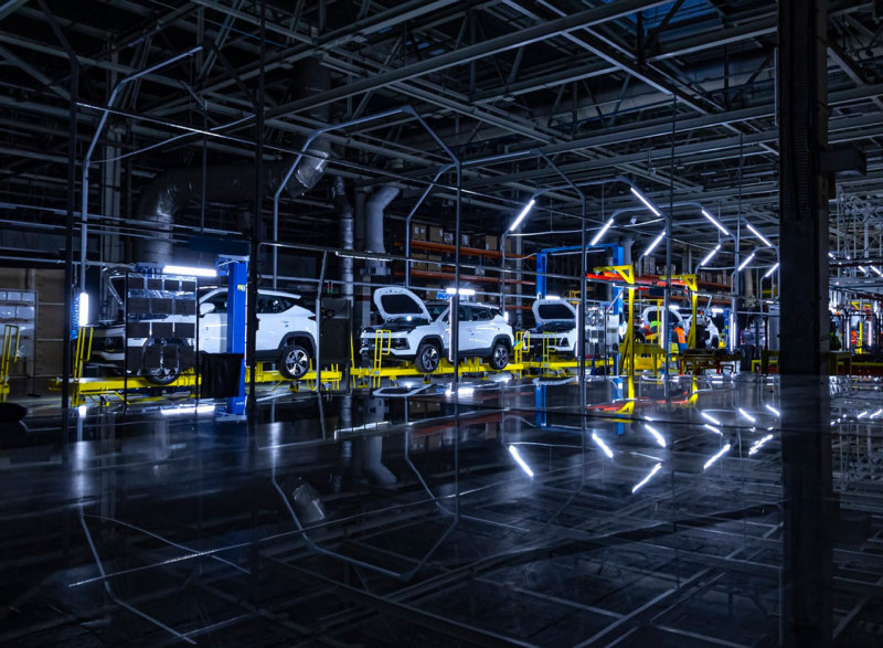 Кроссоверы "Москвич 3" начали получать российские компоненты