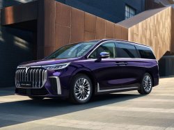 Электрический минивэн Voyah Dream EV появился в России