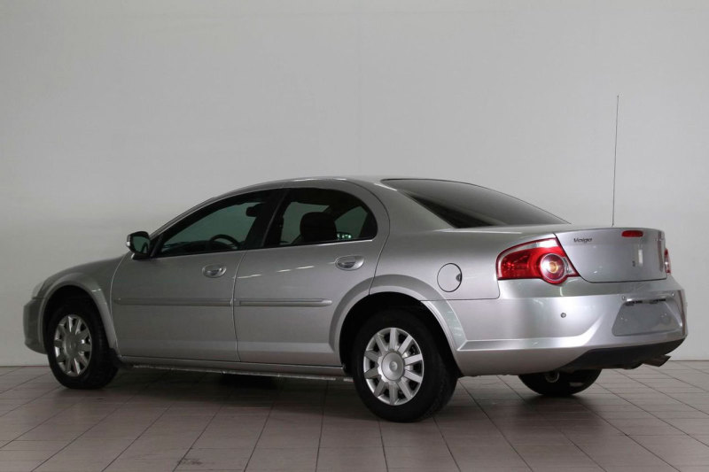 О возрождении автомобилей "Волга" рассказал Денис Мантуров