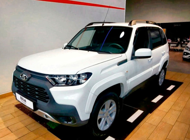 Для Lada Niva Travel пересмотрели комплектации