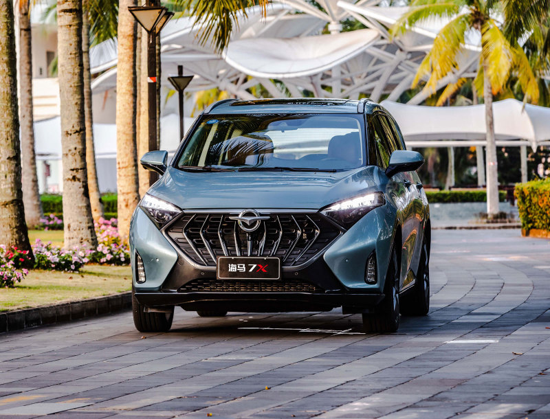 Минивэн Haima 7X официально появился в России: от 3,6 млн. рублей