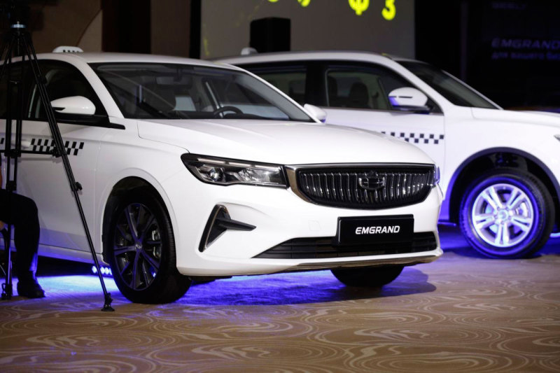 Седан Geely Emgrand скоро официально появится в России