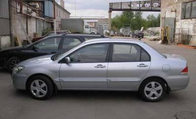 Mitsubishi Lancer