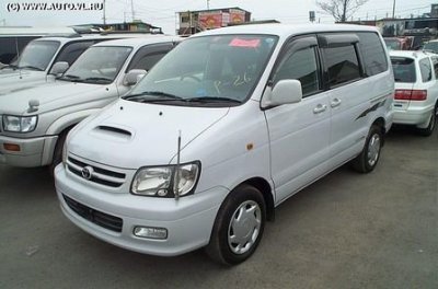 Toyota Lite Ace Noah