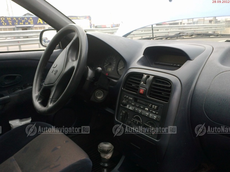 Mitsubishi Carisma 2000