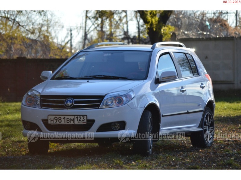Geely MK Cross 2011