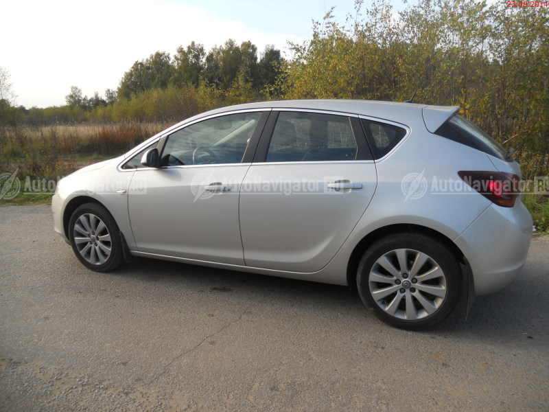 Opel Astra 2011