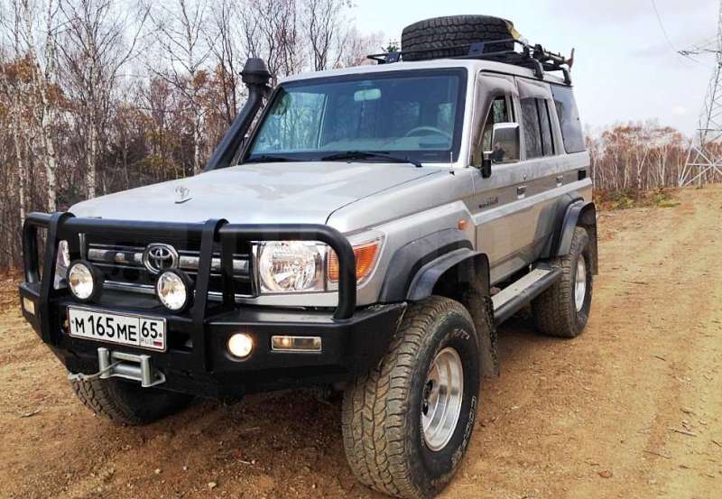 Toyota Land Cruiser 2011