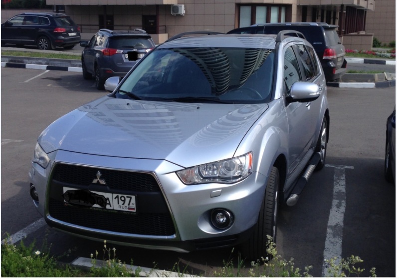 Mitsubishi Outlander 2011