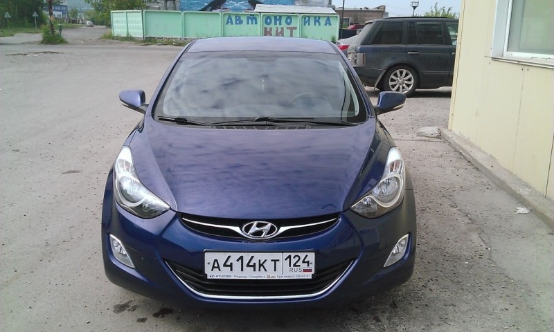 Hyundai Elantra 2012