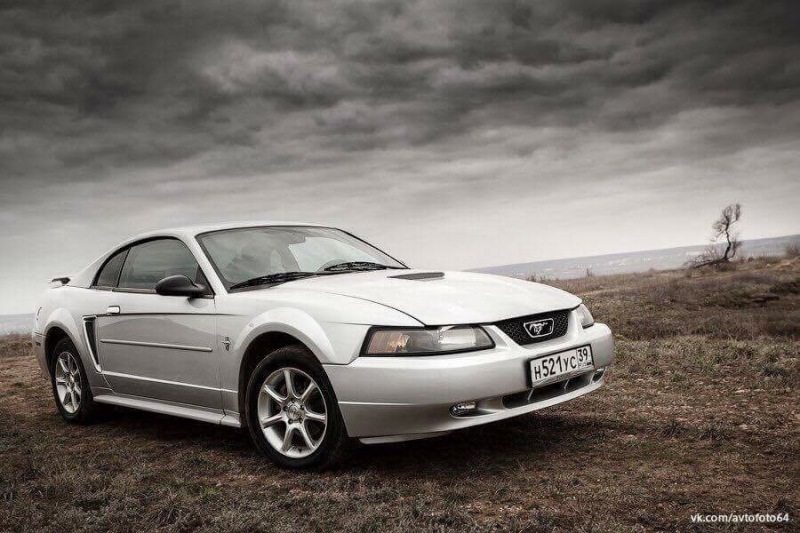Ford Mustang 2001